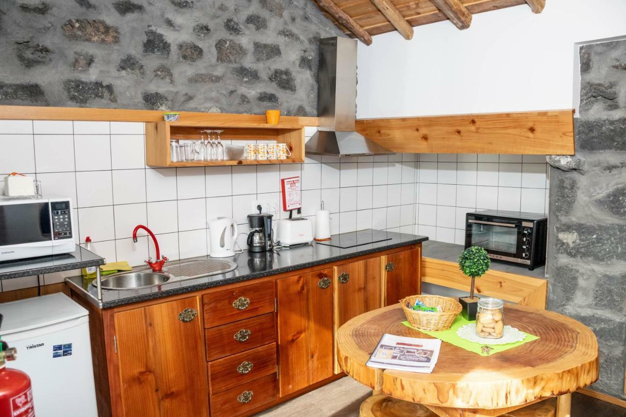 Villa Aldeia Dos Caldeiroes Sao Mateus (Pico island)